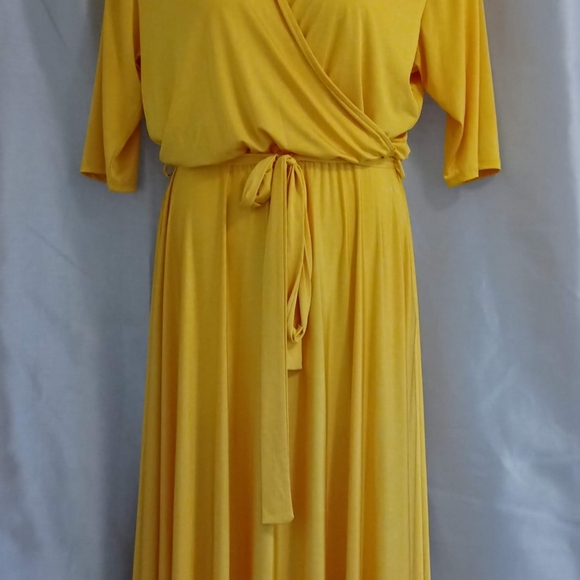 Sexy Diva Plus Size Canary Yellow Collared V Neck Wrap Maxi Gown W/ Pockets 2XL - Picture 2 of 8